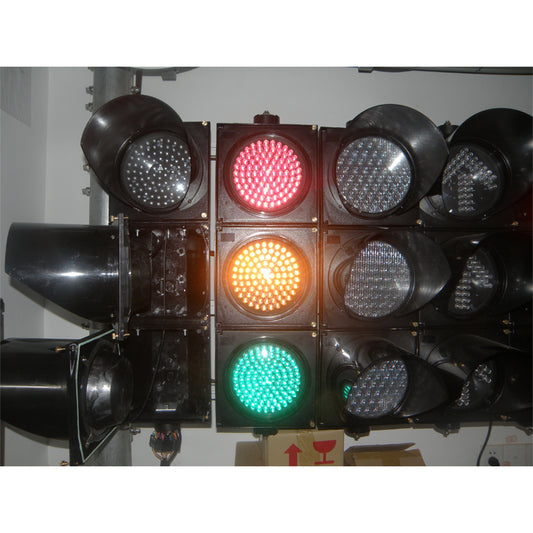 Stop Light, Red, Yellow and Green / 200 mm.