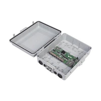 WISP/FTTX Switch with 7-Port 24V Passive Reverse PoE (PoE In), 1-Port 24V PoE Out + 2 SFP Ports, Integrated NEMA IP67 Enclosure, Ideal for Outdoor Installations.